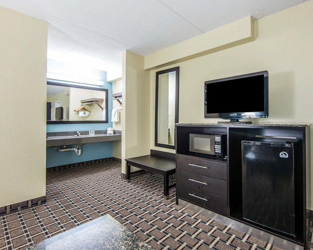 Oyo Hotel Knoxville Tn Cedar Bluff I-40 Zewnętrze zdjęcie