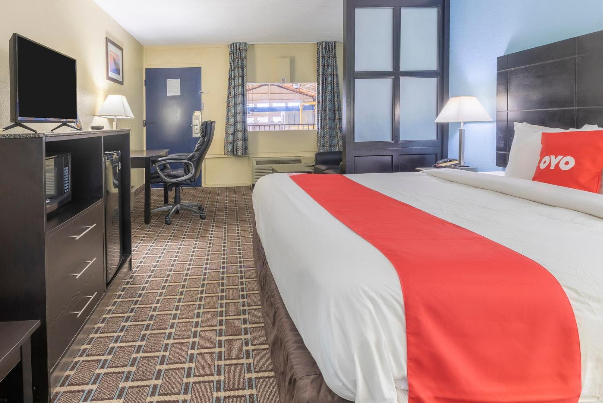 Oyo Hotel Knoxville Tn Cedar Bluff I-40 Zewnętrze zdjęcie